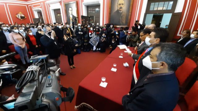 Sedes Tarija tiene nuevo director y el HRSJD nueva directora