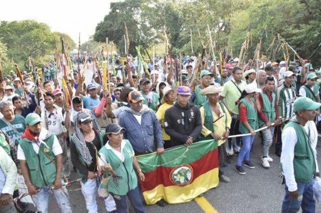Indígenas son atacados al apoyar protestas en Cali 