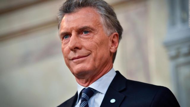 Críticas a Macri por vacunarse en EEUU