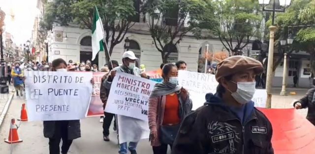 Marcha de padres de familia