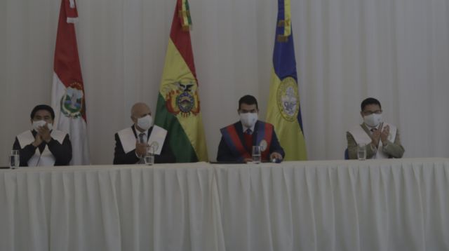Las principales autoridades de la UCB Tarija.