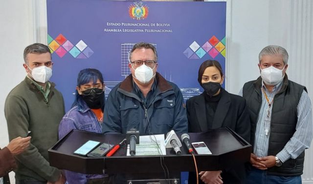 Hidrocarburos: CC denuncia ‘traición a la patria’ del MAS
