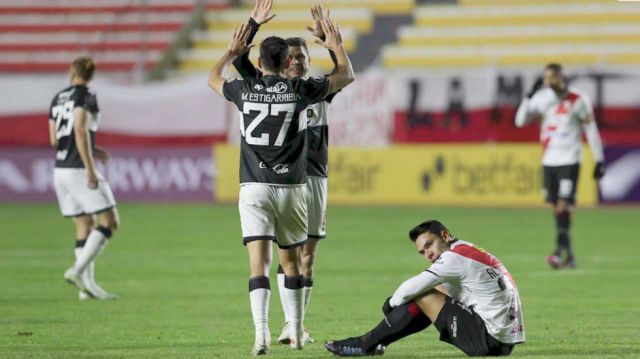 El caótico momento del fútbol boliviano deportivamente se ve reflejado en las copas internacionales