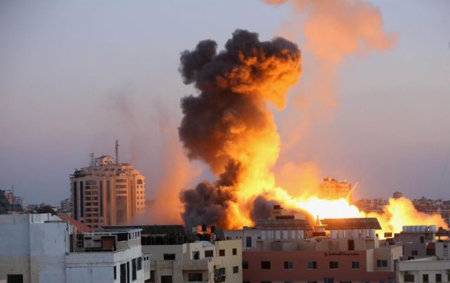 Ataques aéreos de Israel matan a 42 palestinos