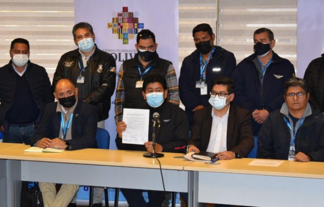 Tras acuerdo con el Gobierno, trabajadores de AASANA levantan paro 