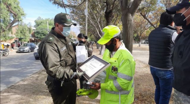 Lucio Valdez, siete años regulando el tráfico y cuidando a la gente
