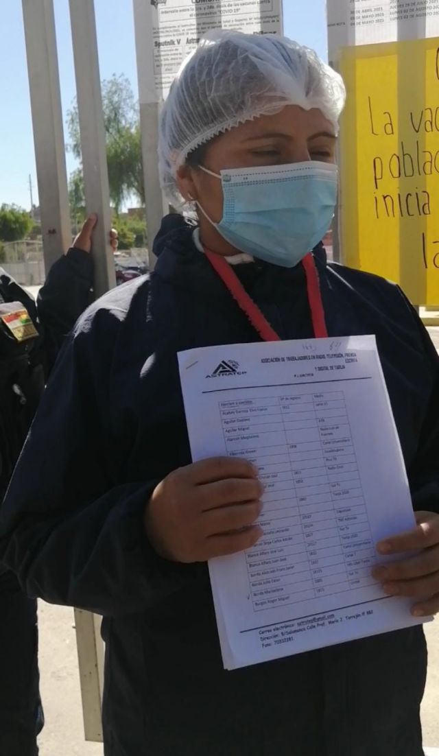 Impiden vacunación de miembros de la prensa en Tarija