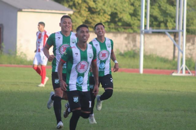 Atlético Bermejo vence a  Independiente de Sucre