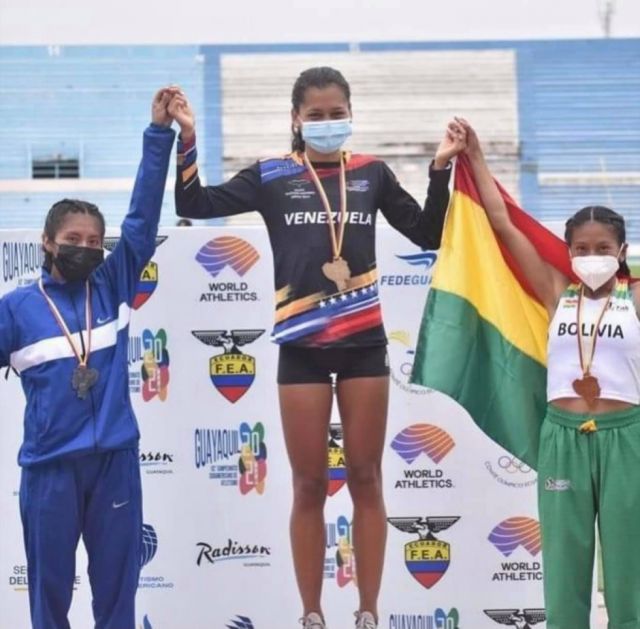 Jhoselyn Camargo gana bronce con record nacional en el Sudamericano de Atletismo