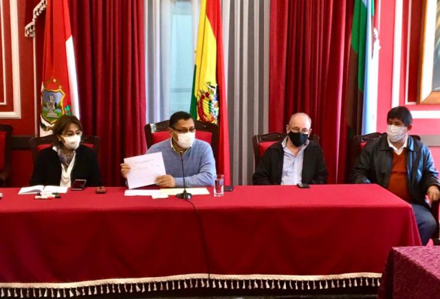 Montes anuncia la adquisición de 3 plantas de oxígeno para Tarija