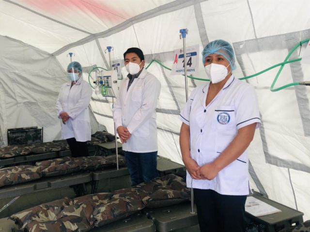 Gobierno entrega hospital móvil con generador de oxígeno en Cochabamba
