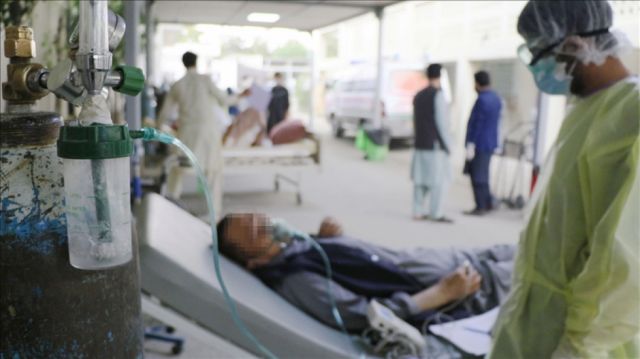 Afganistán cierra hospitales