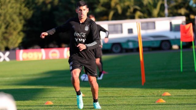 Las dos pruebas de Scaloni  para jugar contra Uruguay