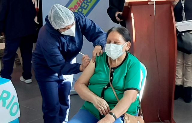 Yacuiba recibe 9.280 dosis Covid para continuar vacunación 