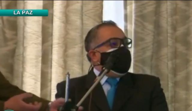 Exdelegado defensorial y excandidato Nelson Cox asume como Viceministro de Régimen Interior