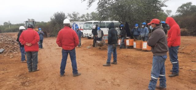 Ministerio detecta infracciones laborales en 2 constructoras en Villa Montes