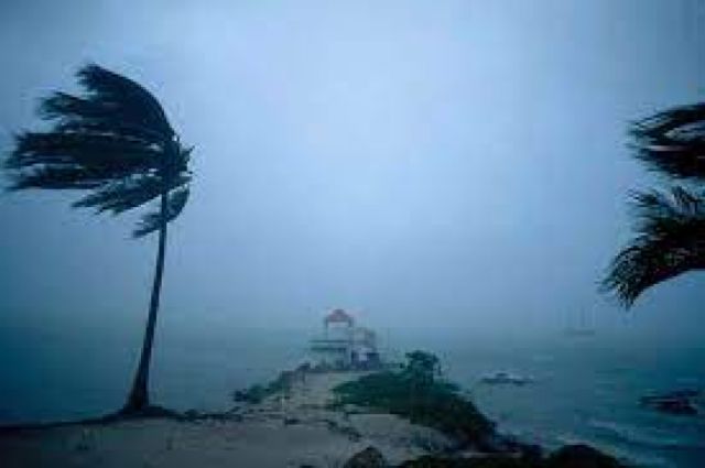 Huracán Elsa ocasiona daños en Barbados