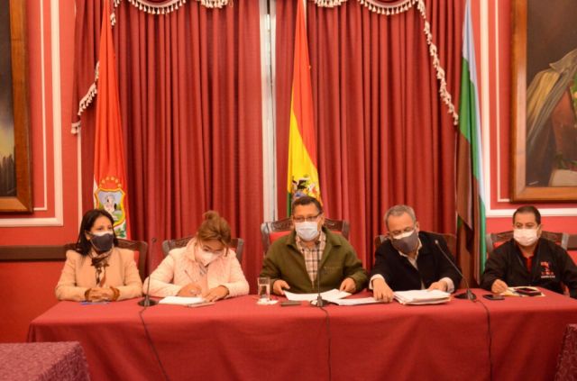 No habrá encapsulamiento, COED Tarija plantea llegar a una inmunización de rebaño