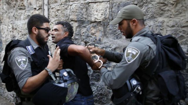 Grupo de israelíes ataca a palestinos en Jerusalén 