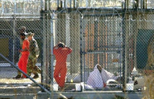 EEUU estudia el cierre de prisión en Guantánamo