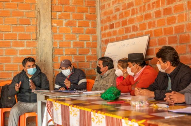 Alcaldía anuncia proyectos de agua, salud y educación para 12 comunidades de Sella