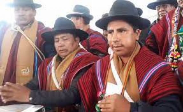 Promulgan decretos para la reactivación productiva