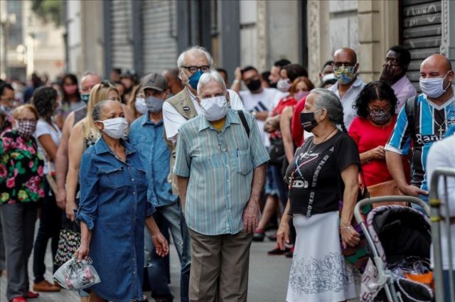 Los rebrotes ponen a prueba a los gobiernos y las vacunas antiCovid