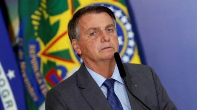 Multan otra vez a Bolsonaro por no usar mascarilla