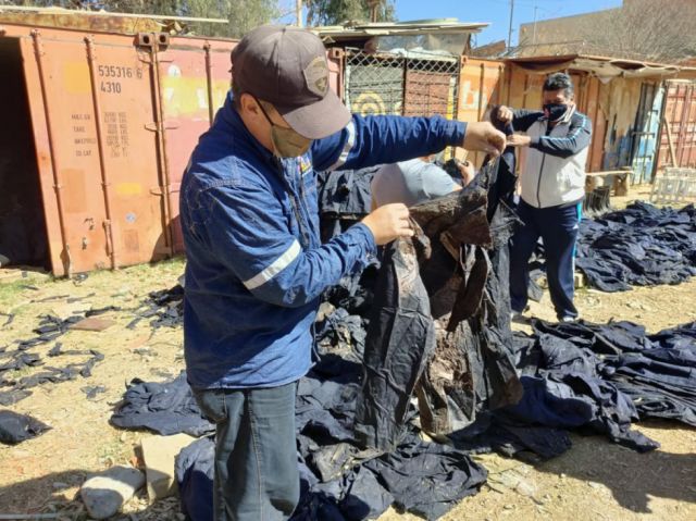 Donación de ropa de trabajo para bomberos