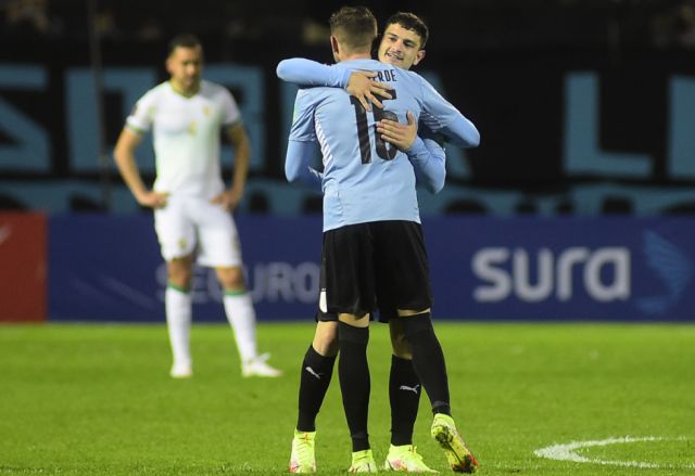 Uruguay vuelve a ganar con una goleada sobre Bolivia 