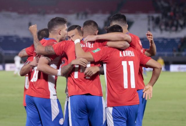 Paraguay superó a Venezuela y mantiene el sueño de Mundial