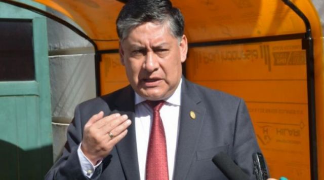 “Golpe”: Comisión decidirá cuándo citarán a Camacho