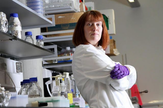 Científica de Oxford cree innecesaria tercera dosis Covid