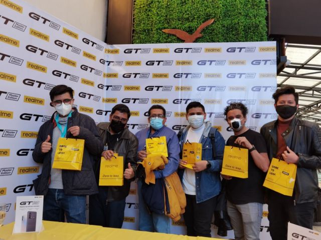 Ganadores del concurso realme en Beer Garden, La Paz