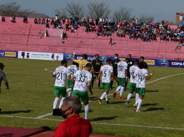 Blooming y Real Tomayapo en  un partido de difícil pronóstico