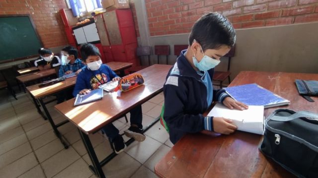 Tarija: Son 350 colegios que están con clases presenciales