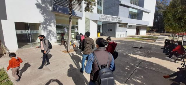UAJMS: 21.030 estudiantes y 800 docentes eligen Rector y decanos en Tarija