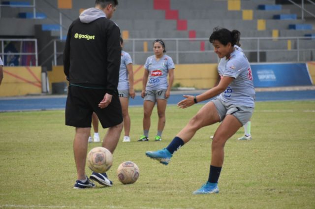 Tomayapo busca el pase a la final ante Mundo Futuro