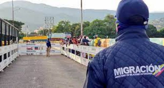 Venezuela reabrirá frontera con Colombia