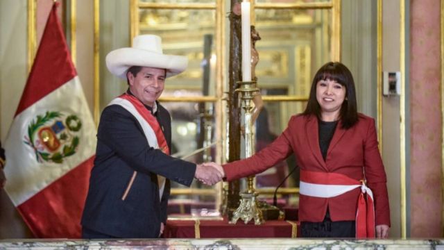 Perú: Mirtha Vásquez preside el nuevo Consejo de Ministro 