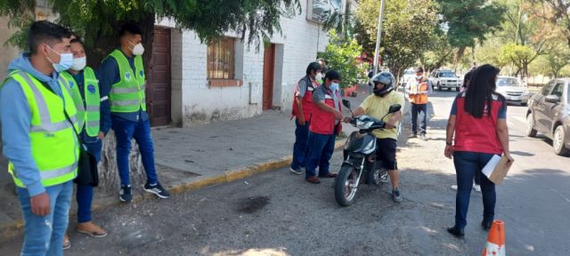 Municipio controla ruidos y cascos de seguridad a motociclistas de Tarija