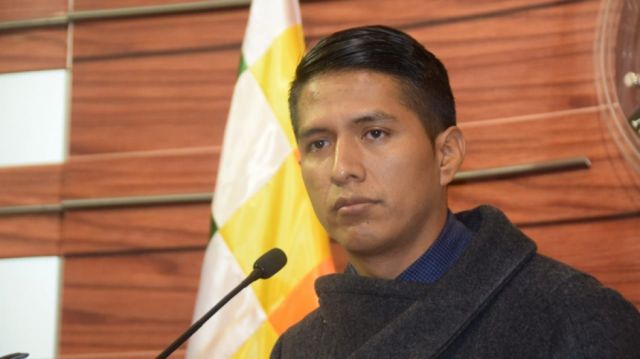 Andrónico insta al diálogo a sectores por Ley 1386