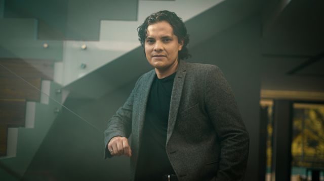 Israel Alarcón y su paso de la música clásica al ballenato pop