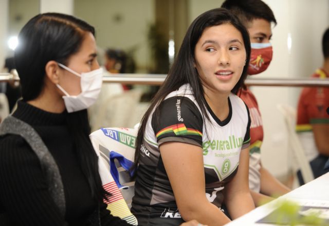 Moscoso y Barrios dominan el nacional de raquet