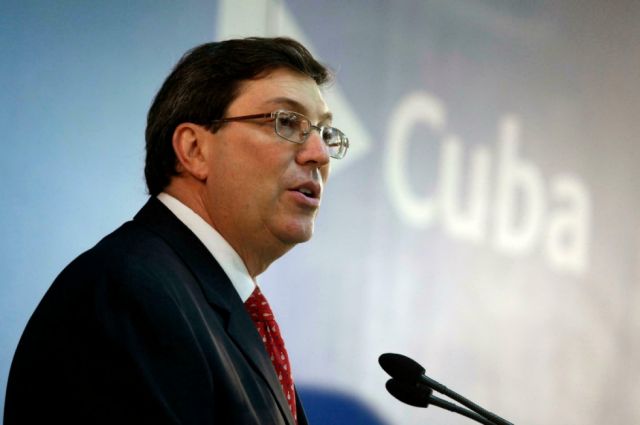 Cuba amenaza con demandar a Facebook