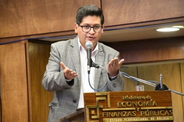 Gobierno convoca a gremiales a dialogar el sábado en Cochabamba
