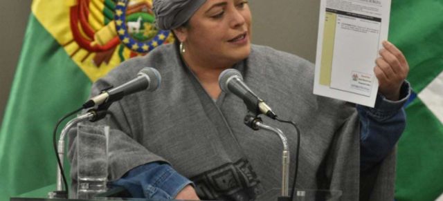 Choquehuanca promulga la  norma que abroga la Ley 1386