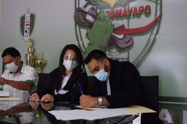 Diego Zamora rescindió con Real Tomayapo