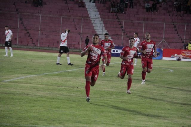 Real Tomayapo gana a Nacional  Potosí y se aleja del descenso 
