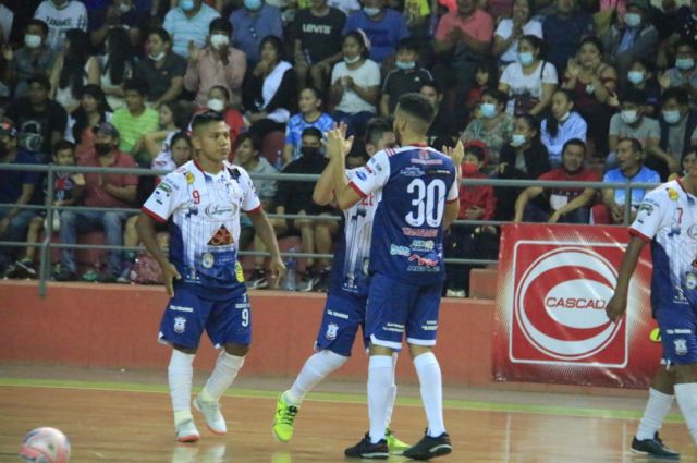 San Martín golea en la primera final de la Liga de futsal